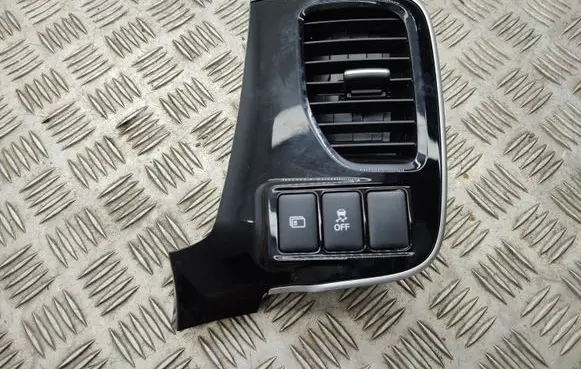 Mitsubishi Outlander Dashboard side air vent grill/cover trim
