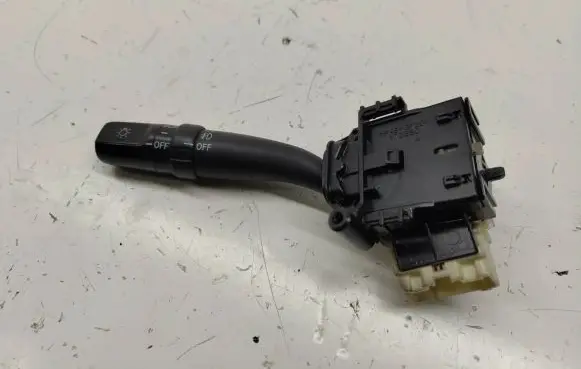 Toyota Avensis T250 Indicator stalk 173650