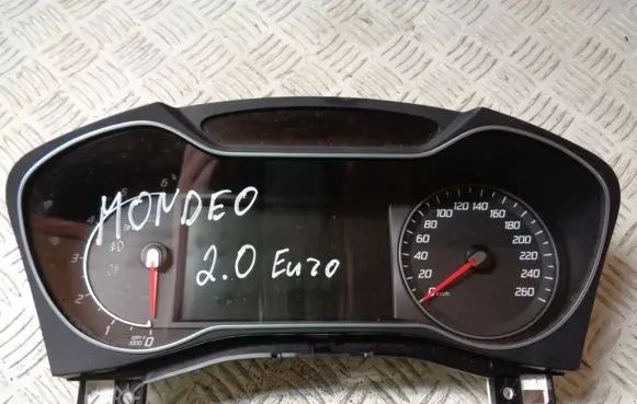 Ford Mondeo MK IV Speedometer (instrument cluster) CS7T10849VC