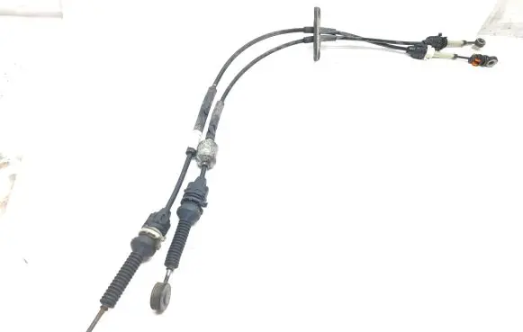 Gear shift cable linkage