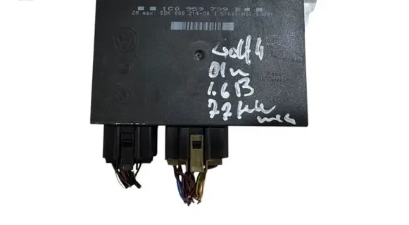 Volkswagen Golf IV Comfort/convenience module 1C0959799B 5DK00821400