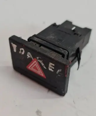 Volkswagen Touareg I Hazard light switch 7L6953235 23304