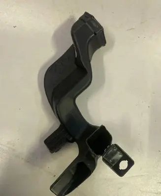 Land Rover Discovery Sport Air intake hose/pipe GK729G789C