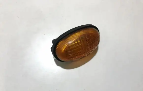 Hyundai Sonata Front fender indicator light 92303220 92303-220