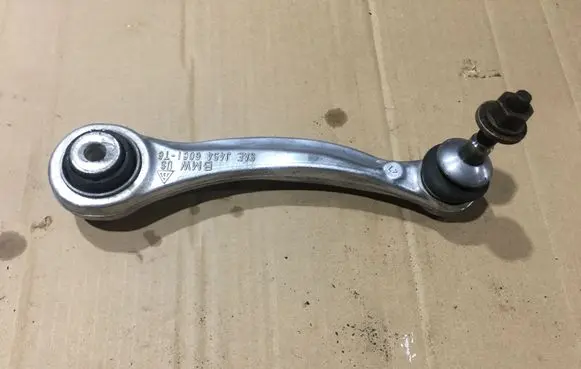 BMW X6 E71 Rear control arm 6795047