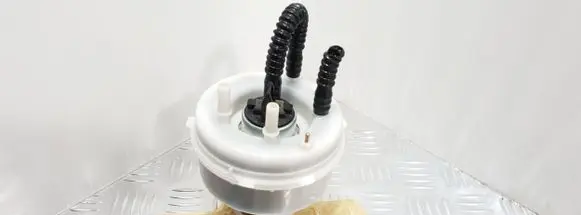 BMW 5 F10 F11 Fuel injection high pressure pump 7341301