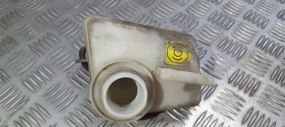 Fiat Doblo Brake fluid reservoir 