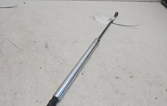 Volkswagen Golf IV Tailgate/trunk strut/damper 1J6827550C
