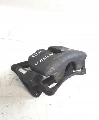 Volkswagen PASSAT B8 Front brake caliper 6799D