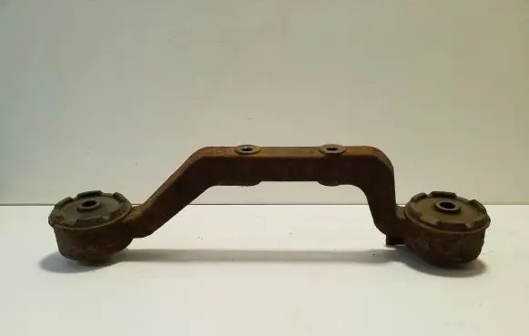 Lexus RX 330 - 350 - 400H Rear differential/diff mount bracket 5239148040