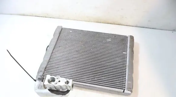 Honda Civic X A/C cooling radiator (condenser)