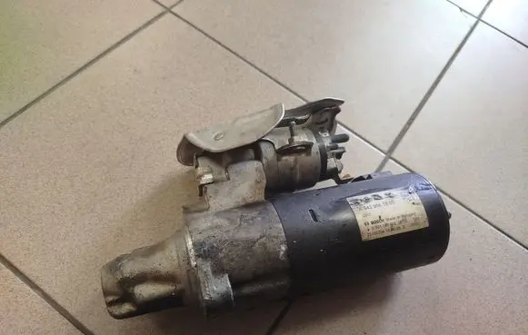Mercedes-Benz S W222 Starter motor A6429061000