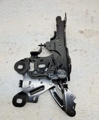 BMW X2 F39 Engine bonnet/hood hinges 7329442