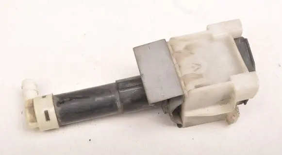 Renault Koleos I Headlight washer pump 