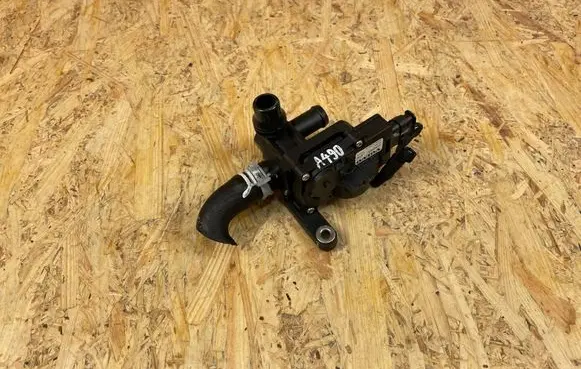 Volvo XC90 Water pump 32249863