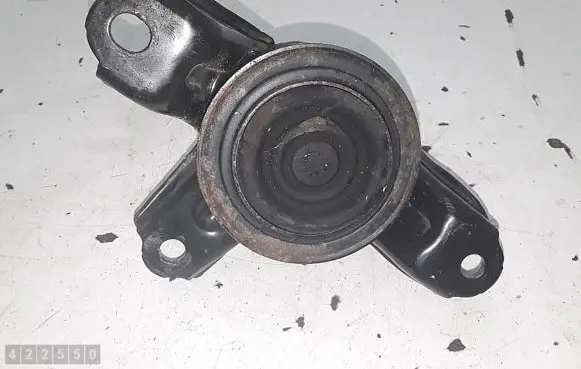Hyundai i30 Engine mount bracket 21810-A5200