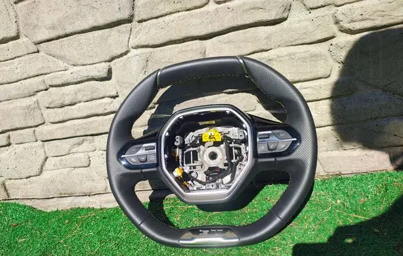 Peugeot 308 Steering wheel 9843179880 20220705 649511500F