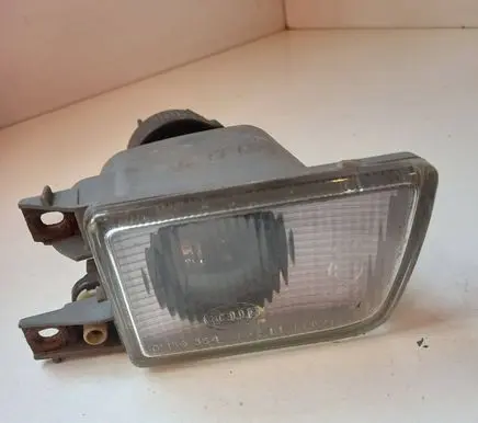 Volkswagen Golf III Front fog light 301139354