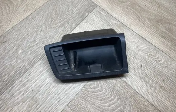 Car ashtray