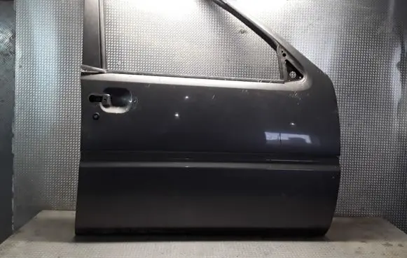 Nissan Terrano Front door