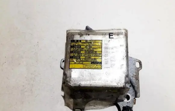 Lexus IS 200-300 Airbag control unit/module 8917053020 152300-2913