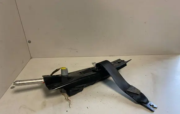 Volvo S80 Front seatbelt 6041213 6041213RHC