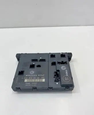 Mercedes-Benz SL R230 Door control unit/module 2308203526 A2308203526
