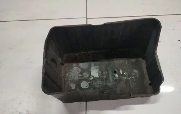 Honda Accord Battery box tray 