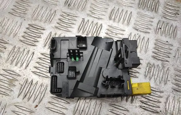 Skoda Octavia Mk2 (1Z) Power steering control unit/module 1K0953549F 05113511 01016050820821
