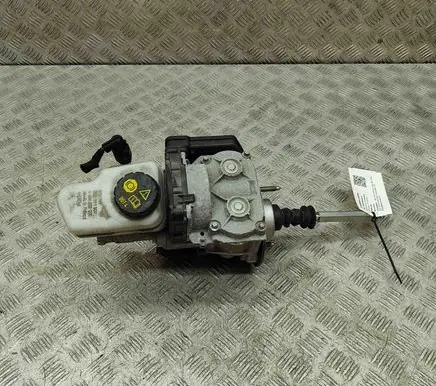 Volkswagen Golf VII Brake booster 5QE614105
