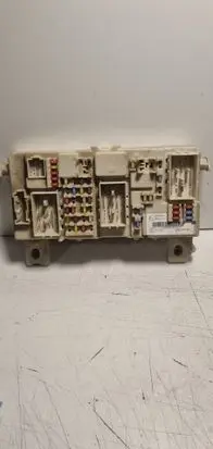 Ford Focus Fuse module 97RA000001 97RA012108