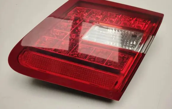 Mercedes-Benz E C207 W207 Tailgate rear/tail lights A2078200464