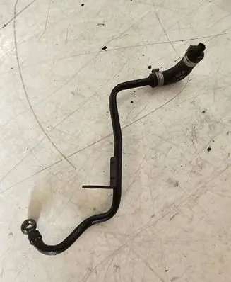 Volkswagen Touareg II Engine coolant pipe/hose 059121398E