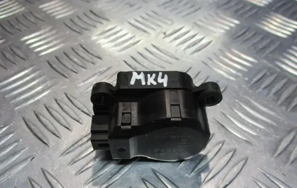 Ford Mondeo MK IV Central body control module 3M5H-19E616-AB