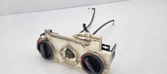 Mercedes-Benz 190 W201 Climate control unit 2016830275