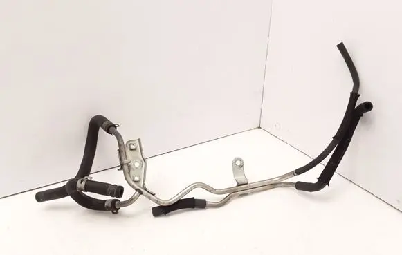 Toyota Avensis T270 Engine coolant pipe/hose