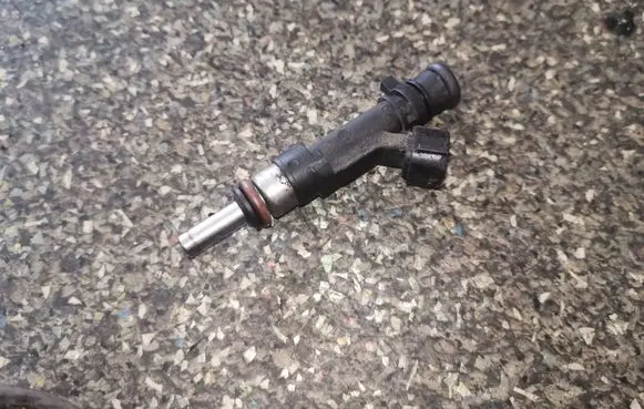 Fuel injectors set