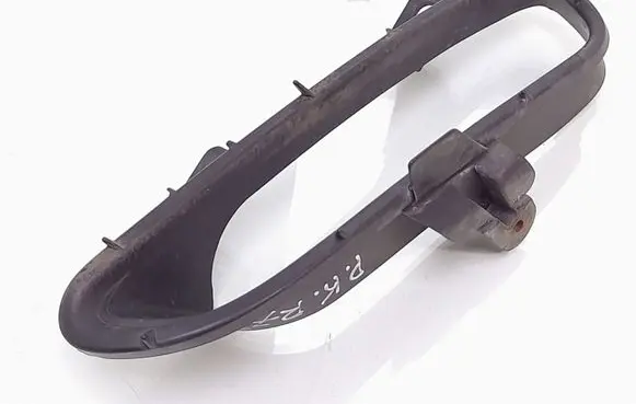 Mazda 6 Front bumper lower grill GAM750102