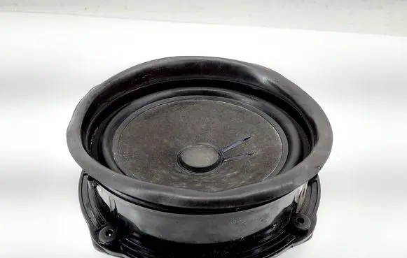 Skoda Octavia Mk3 (5E) Front door speaker 5E0035411C