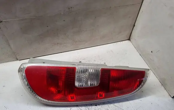 Rear/tail lights