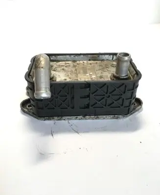 Volvo XC90 Engine oil radiator 8677973 C5850 170903