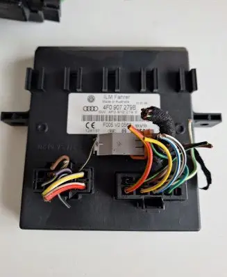 Audi A6 S6 C6 4F Comfort/convenience module 4F0907729B