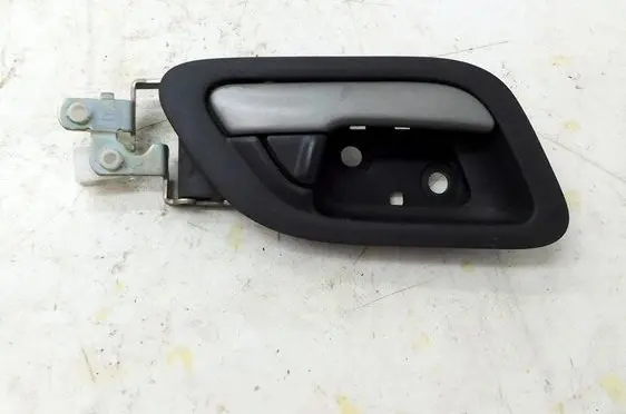 Honda FR-V Front door interior handle 191674