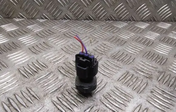 Air conditioning (A/C) pressure sensor