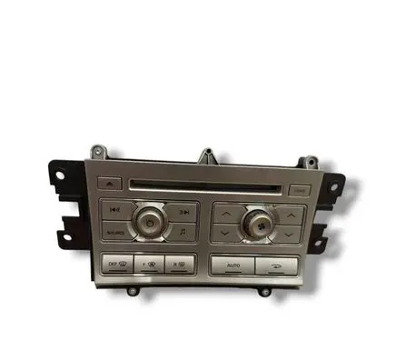 Jaguar XF X250 Climate control unit 8X2318C858AG