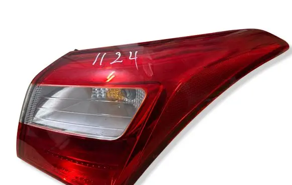 Hyundai i30 Rear/tail lights 92402A50