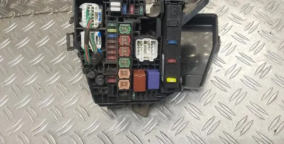 Toyota Yaris Fuse box set