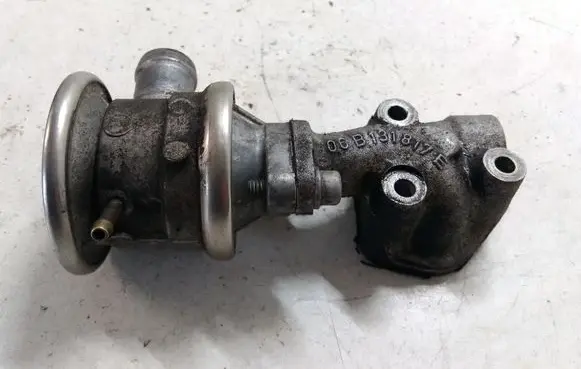 Audi A6 S6 C5 4B EGR valve 06B131817E 06B131101C