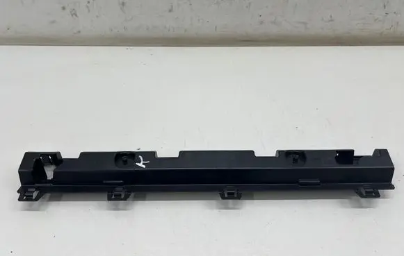 BMW i4 Sill supporting ledge 8737083