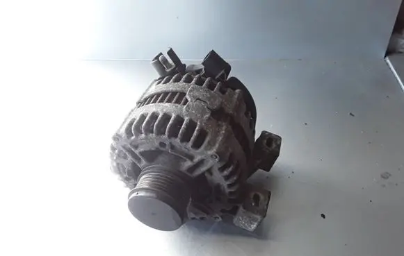 Volvo C70 Generator/alternator 30773111